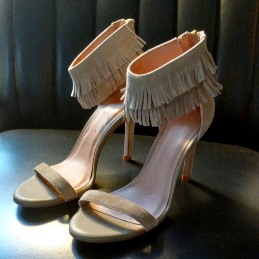 JOIE ALEK FRINGE SUEDE HEELS size 36 (5.5 U.S.  8.75 inches)